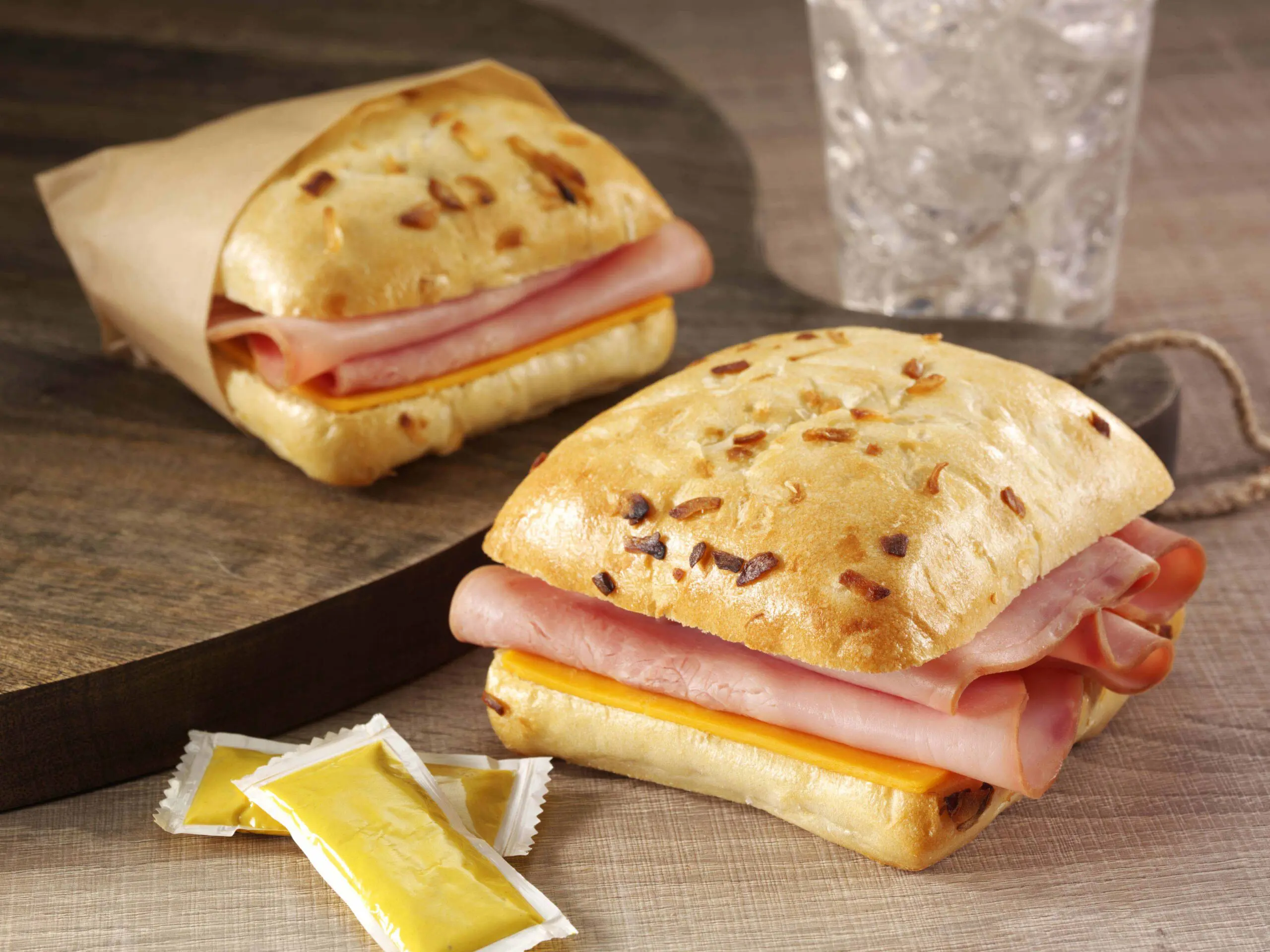 c-store foodservice products onion ciabatta sandwich with mustard packet
